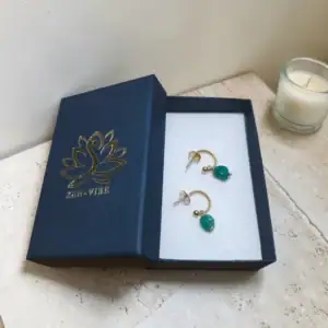 Nežni uhani z amazonitom