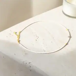 Ogrlica z mesečevim kamnom in labradoritom